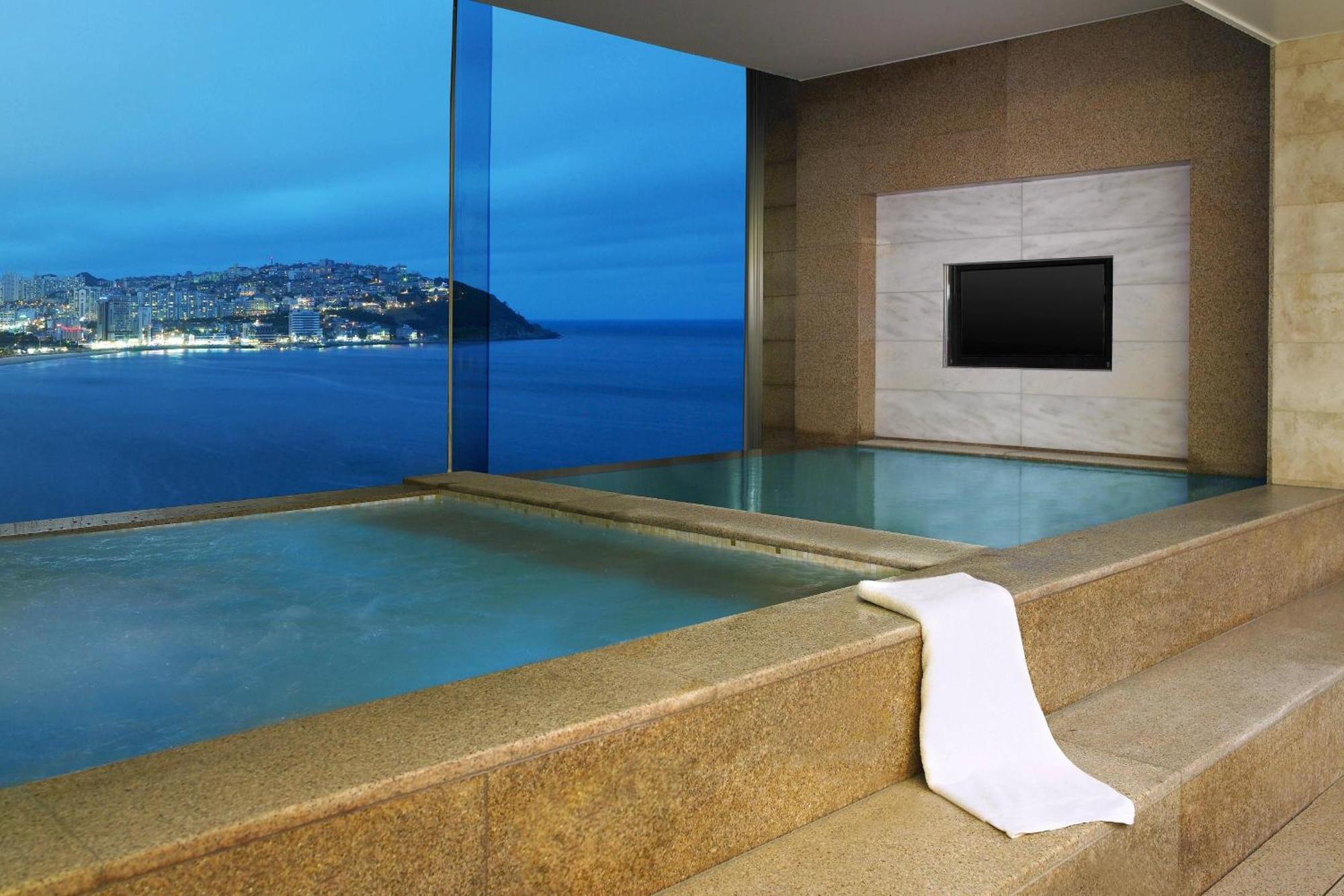 The Westin Josun Busan Exteriör bild